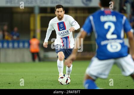 Strasbourg, France. 27th mai 2023. Lionel Messi du PSG lors du championnat français Ligue 1 Uber mange un match de football entre RC Strasbourg Alsace (RCSA) et Paris Saint-Germain (PSG) sur 27 mai 2023 au Stade de la Meinau à Strasbourg, France - photo Jean Catuffe/DPPI crédit: DPPI Media/Alay Live News Banque D'Images