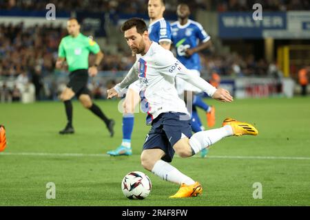 Strasbourg, France. 27th mai 2023. Lionel Messi du PSG lors du championnat français Ligue 1 Uber mange un match de football entre RC Strasbourg Alsace (RCSA) et Paris Saint-Germain (PSG) sur 27 mai 2023 au Stade de la Meinau à Strasbourg, France - photo Jean Catuffe/DPPI crédit: DPPI Media/Alay Live News Banque D'Images