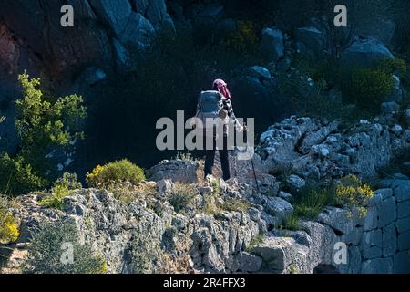 Traversée d'un vieux pont romain sur la voie lycienne, Demre, Turquie Banque D'Images