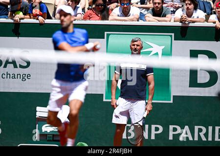 Goran Ivanisevic, entraîneur de Novak Djokovic, lors de l'Open de France, tournoi de tennis du Grand Chelem sur 27 mai 2023 au stade Roland-Garros à Paris, France. Photo de Victor Joly/ABACAPRESS.COM Banque D'Images