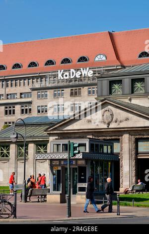 KaDeWe, station de métro Wittenbergplatz, Schoeneberg, Berlin, Allemagne Banque D'Images