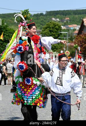 Vlcnov, République tchèque. 28th mai 2023. Le traditionnel Ride of the Kings, festival célébrant le printemps, s'est tenu à Vlcnov, République tchèque, 28 mai 2023. Crédit: Dalibor Gluck/CTK photo/Alamy Live News Banque D'Images