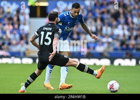 Liverpool, Royaume-Uni. 28th mai 2023. Dwight McNeil #7 d'Everton passe le ballon pendant le match de la Premier League Everton vs Bournemouth à Goodison Park, Liverpool, Royaume-Uni, 28th mai 2023 (photo de Craig Thomas/News Images) à Liverpool, Royaume-Uni le 5/28/2023. (Photo de Craig Thomas/News Images/Sipa USA) crédit: SIPA USA/Alay Live News Banque D'Images