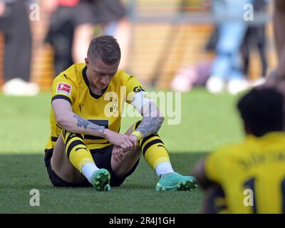 DORTMUND - Marco Reus de Borussia Dortmund est déçu lors du match de Bundesliga entre Borussia Dortmund et 1 FSV Mainz 05 au Parc signal Iduna sur 27 mai 2023 à Dortmund, Allemagne. AP | hauteur néerlandaise | GERRIT DE COLOGNE Banque D'Images