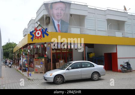 Kemer, Turquie - 27 mai 2023 - photo électorale de Recep Tayyip Erdogan. (Photo de Markku Rainer Peltonen) Banque D'Images