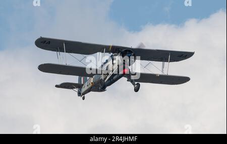 Liverpool Pier Head, Liverpool, Merseyside, Angleterre. 28th mai 2023. Navy Wings Fairey Swordfish W5856, le plus ancien survivant des airey Swordfish dans le monde se produit lors de la bataille de l'Atlantique 80th anniversaire à Pier Head. (Image de crédit : ©Cody Froggatt/Alamy Live News) Banque D'Images