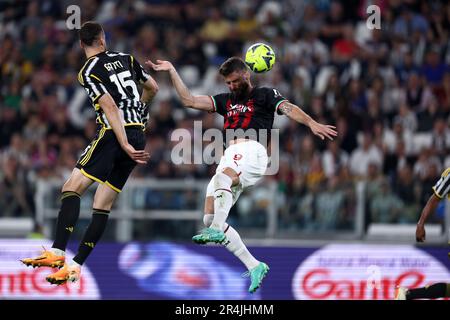 Turin, Italie. 28th mai 2023. Olivier Giroud de l'AC Milan marque le premier but de son équipe lors de la série A match entre Juventus FC et AC Milan au stade Allianz sur 28 mai 2023 à Turin, Italie . Credit: Marco Canoniero / Alamy Live News Banque D'Images