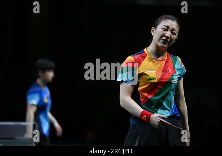 Durban, Afrique du Sud. 28th mai 2023. Chen Meng, de Chine, réagit lors de la finale féminine de singles contre son compatriote Sun Yingsha à la finale des Championnats du monde de tennis de table 2023 de l'ITTF à Durban, en Afrique du Sud, en 28 mai 2023. Credit: Tao Xiyi/Xinhua/Alamy Live News Banque D'Images