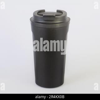 Thermos cupule isolée sur fond blanc Banque D'Images