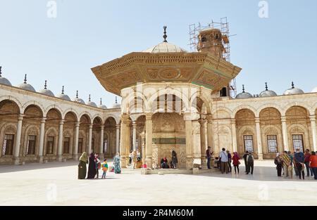 La Citadelle élaborée du Caire établie par Saladin, qui abrite de nombreuses mosquées en vue Banque D'Images