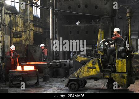 Pilsen, République tchèque. 22nd mai 2023. Exploitation de la société tchèque Precision Forge (CPF), photographiée sur 22 mai 2023, à Plzen, République tchèque. Crédit: Miroslav Chaloupka/CTK photo/Alamy Live News Banque D'Images