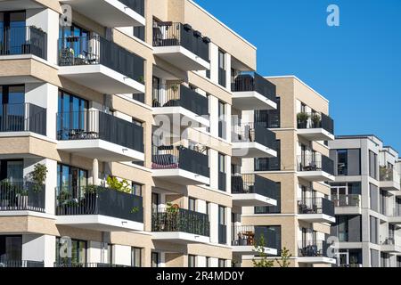 Nouveaux immeubles d'appartements vus dans le centre de Berlin, en Allemagne Banque D'Images