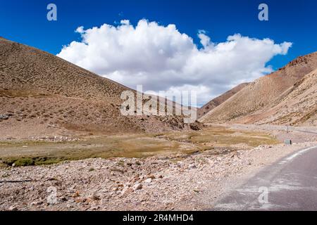 Magnifique vallée de Nelong à Uttarakhand Banque D'Images