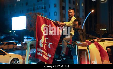 Ankara, Cankaya, Turquie. 29th mai 2023. Les citoyens du Parti AK ont fêté à Ankara après la réélection de Recep Tayyip Erdogan au poste de président selon des résultats non officiels. (Credit image: © Sedat Elbasan/ZUMA Press Wire) USAGE ÉDITORIAL SEULEMENT! Non destiné À un usage commercial ! Crédit : ZUMA Press, Inc./Alay Live News Banque D'Images