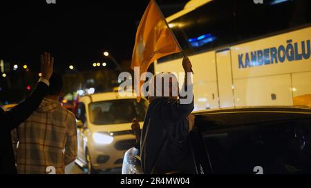 Ankara, Cankaya, Turquie. 29th mai 2023. Les citoyens du Parti AK ont fêté à Ankara après la réélection de Recep Tayyip Erdogan au poste de président selon des résultats non officiels. (Credit image: © Sedat Elbasan/ZUMA Press Wire) USAGE ÉDITORIAL SEULEMENT! Non destiné À un usage commercial ! Crédit : ZUMA Press, Inc./Alay Live News Banque D'Images