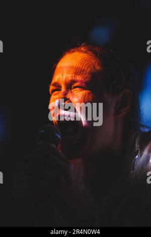 Copenhague, Danemark. 11th, mai 2023. Le groupe finlandais de post-métal noir Svarta Havet donne un concert en direct pendant le mini-festival Un week-end Colossal 2023 à Copenhague. (Crédit photo: Gonzales photo - Peter Troest). Banque D'Images