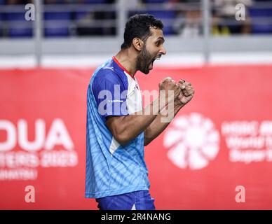 Kuala Lumpur, Malaisie. 28th mai 2023. Prannoy H. S. de l'Inde célèbre après avoir vaincu Weng Hong Yang de Chine pendant le match final des hommes célibataires des Perodua Malaysia Masters 2023 à Axiata Arena. Prannoy H. S. a gagné avec des scores; du 21/13/21: Et du 19/21/18. Crédit : SOPA Images Limited/Alamy Live News Banque D'Images