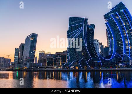 Dubai, Émirats Arabes Unis - 03.12.2023 - le projet J One par le développeur Dular Banque D'Images