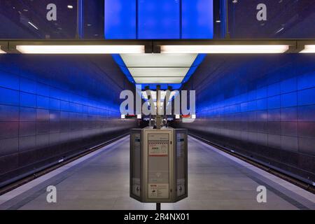 Hambourg, Hansestadt, Norddeutschland, Waterkant, U-Bahn, Métro, Station, Haltestelle, Licht, Light, HafenCity Universität Banque D'Images