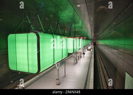 Hambourg, Hansestadt, Norddeutschland, Waterkant, U-Bahn, Métro, Station, Haltestelle, Licht, Light, HafenCity Universität Banque D'Images