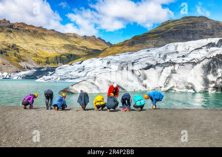 Vue à couper le souffle sur le glacier de Solheimajokull dans le parc de Katla, sur la côte sud de l'Atlantique islandais. Emplacement : langue glaciaire du sud de la glace de Myrdalsjokull ca Banque D'Images