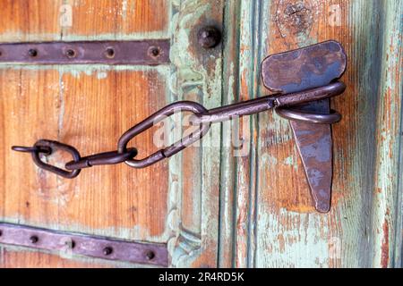 Gros plan de la serrure de porte à Onguma le fort, Onguma Game Reserve, Namibie, Afrique Banque D'Images