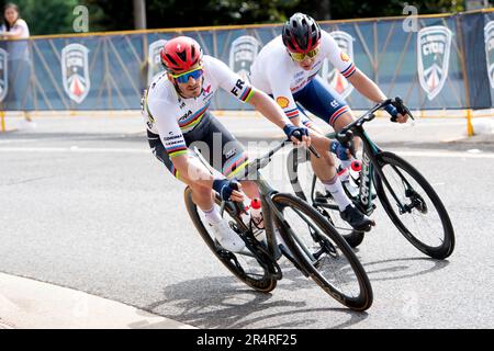 Coupe du monde UCI, courses sur route, Huntsville, Alabama, États-Unis. 29th mai 2023. Kevin le Cunff de France, vainqueur de la course sur route C5 pour hommes et vainqueur de la série de coupe du monde C5 pour hommes. Crédit : Casey B. Gibson/Alay Live News Banque D'Images