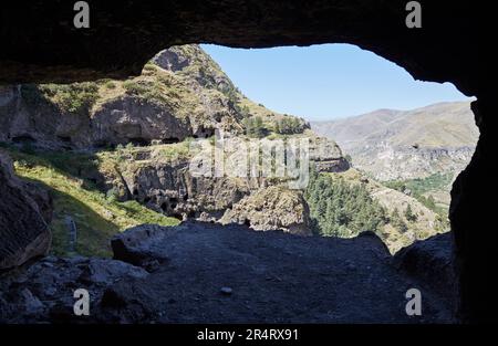 Vanis Kvabebi, une ancienne ville grotte située près de Vardzia, en Géorgie Banque D'Images