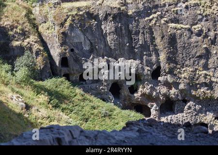 Vanis Kvabebi, une ancienne ville grotte située près de Vardzia, en Géorgie Banque D'Images