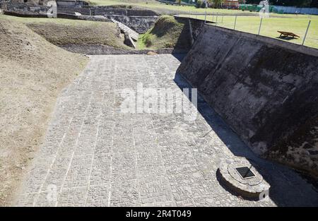 Cholula, à Puebla, au Mexique, abrite la plus grande pyramide du monde, encore en grande partie non excavée Banque D'Images