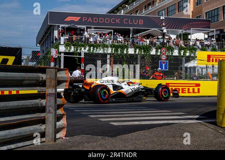 CIRCUIT DE MONACO, MONACO - 27 MAI : Oscar Piastri, McLaren F1 MCL60 pendant le Grand Prix de Monaco au circuit de Monaco le samedi 27 mai 2023 à Monte Carlo, Monaco. (Photo de Michael Potts/BSR Agency) Banque D'Images