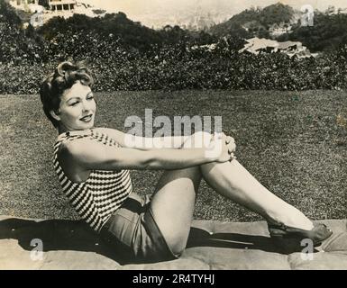 L'actrice américaine Jeanne Crain dans le film Gentlemen épouse Brunettes, USA 1955 Banque D'Images