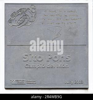 MONTMELLO, ESPAGNE-4 JUIN 2021: Plaque commémorative du Sito Pons sur le circuit de Barcelone-Catalunya Banque D'Images