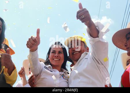 Nezahualcoyotl, Mexique. 27th mai 2023. 27 mai 2023 à Ciudad Nezahualcóyotl, Mexique: Alejandra Del moral, candidat au poste de gouverneur de l'État du Mexique pour l'alliance "va por pour l'État du Mexique" (PRI, PAN, PRD) pendant le rassemblement pour clore la campagne politique. Sur 27 mai 2023 à Nezahualcóyotl, État du Mexique, Mexique. (Photo de Carlos Santiago/ Eyepix Group/Sipa USA) crédit: SIPA USA/Alay Live News Banque D'Images