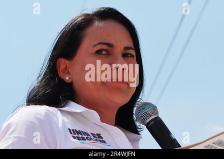 Nezahualcoyotl, Mexique. 27th mai 2023. 27 mai 2023 à Ciudad Nezahualcóyotl, Mexique: Alejandra Del moral, candidat au poste de gouverneur de l'État du Mexique pour l'alliance "va por pour l'État du Mexique" (PRI, PAN, PRD) pendant le rassemblement pour clore la campagne politique. Sur 27 mai 2023 à Nezahualcóyotl, État du Mexique, Mexique. (Photo de Carlos Santiago/ Eyepix Group/Sipa USA) crédit: SIPA USA/Alay Live News Banque D'Images