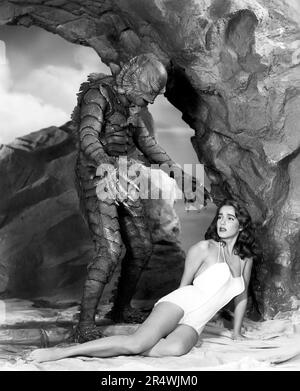 Créature du Lac Noir est une horreur Monster 1954 3-D film en noir et blanc, réalisé par Jack Arnold avec Richard Carlson, Julie Adams, Richard Denning, Antonio Moreno et Whit Bissell. La créature était joué par Ben Chapman sur terre et par Ricou Browning sous l'eau. Banque D'Images