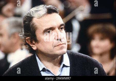 Le chanteur d'opéra italien Raimondi Ruggero, pendant le programme de télévision "le Grand Echiquier", sur 21 décembre 1989. Banque D'Images