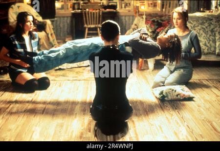 L'année de l'artisanat: 1996 États-Unis Directeur: Andrew Fleming Robin Tunney, Fairuza balk, Neve Campbell, Rachel True Banque D'Images