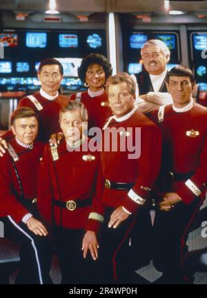 Star Trek VI: Le pays non découvert année : 1991 Etats-Unis Directeur : Nicholas Meyer George Takei, Nichelle Nichols, James Doohan, Walter Koenig, DeForest Kelley, William Shatner Banque D'Images