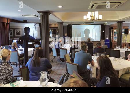 Walton sur la colline, Tadworth. Surrey, Royaume-Uni. 30th mai 2023. Les cadres supérieurs du Royal and Ancient Golf Club de St.Andrews (R&A) s'adressent aux médias sur la logistique de l'ouverture prochaine d'AIGWomens au Walton Heath Golf Club entre le 10th et le 13th août 2023 ici : Ashleigh Buhai, de l'Afrique du Sud, dernier yearÕs Champion, prend des questions de médias assemblés par lien vidéo de l'USA Credit: Motofoto/Alay Live News Banque D'Images