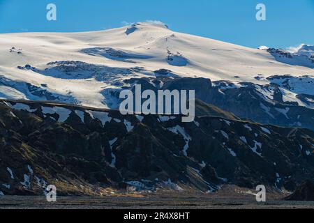 Paysages incroyables des glaciers, volcans et paysages enneigés de Thorsmork dans le sud de l'Islande ; Thorsmork, dans le sud de l'Islande, Islande Banque D'Images