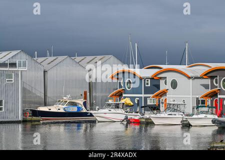 Flotteurs, Mosquito Creek, North Vancouver, Colombie-Britannique, Canada Banque D'Images