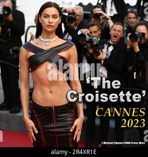 ZUMA's Best Cannes Images of 2023 LE CROISETTE (le tapis rouge de Cannes): Le Festival annuel de Cannes 76th est un festival du film qui se déroule du mardi, 16 mai 2023 au samedi 27 mai 2023. LÉGENDE DE L'IMAGE: 21 mai 2023, Cannes, Côte d'Azur, France: Le Supermodèle russe IRINA SHAYK, 37 ans, arrivant à la première "firebrand" alors que les photographes de tapis rouge crient pour son attention. (Credit image: © Mickael Chavet/ZUMA Press Wire) USAGE ÉDITORIAL SEULEMENT! Non destiné À un usage commercial ! Banque D'Images