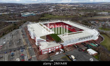 Vue aérienne du stade Bet365, stade de Stoke City FC. Le terrain est probablement mieux connu sous le nom de stade Britannia Banque D'Images