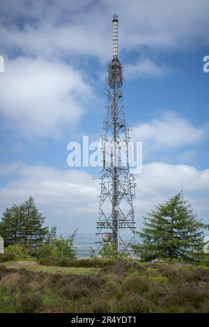 La station de transmission de Wrekin est une installation de télécommunications et de radiodiffusion située sur la colline du comté de Shropshire, en Angleterre. Banque D'Images