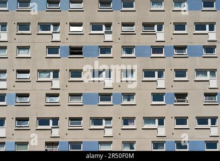 Extérieur d'un bloc d'appartements à St Vincent Terrace dans le quartier Anderston de Glasgow, Écosse, Royaume-Uni Banque D'Images