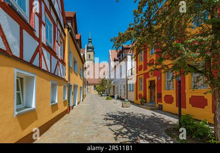 FORCHHEIM, BAVIÈRE, ALLEMAGNE - VERS MAI 2023 : St.-Martin-Strasse dans la ville de Forchheim, Allemagne. Banque D'Images