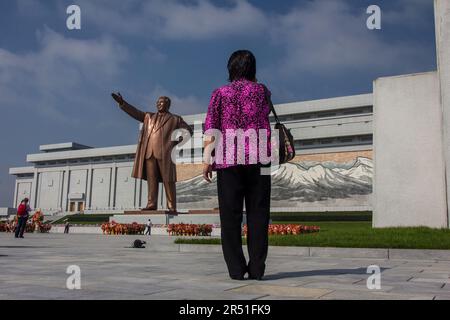 Célébration nationale au Mansu Hill Grand Monument à pyongyang, Corée du Nord Banque D'Images