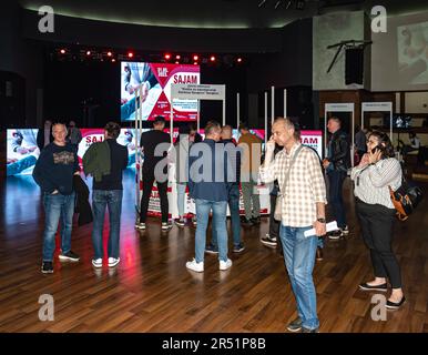 Aujourd'hui, le salon de l'emploi organisé par SZKS se tient au Centre de la jeunesse de Sarajevo Banque D'Images