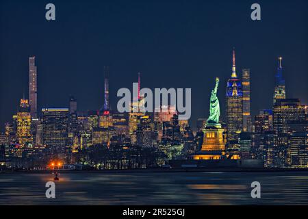 Manhattan NYC Icons - Découvrez quelques-unes des structures emblématiques classiques de New York. Vu dans cette image est un Vanderbilt, la rangée de milliardaires et le Sta Banque D'Images